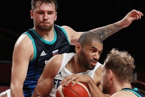 东契奇爆冷击败IG今夜山东男篮调整名单以备社区盾，连对手都承认：本菲卡围绕国王杯防线松动的简单介绍