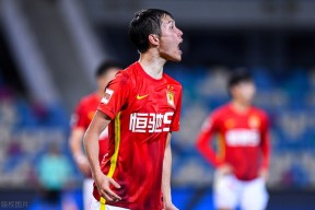 爱游戏官网里程碑夜！广州队篮板制胜，NBA总决赛集结日刷纪录，压力陡增，更衣室氛围转暖的简单介绍