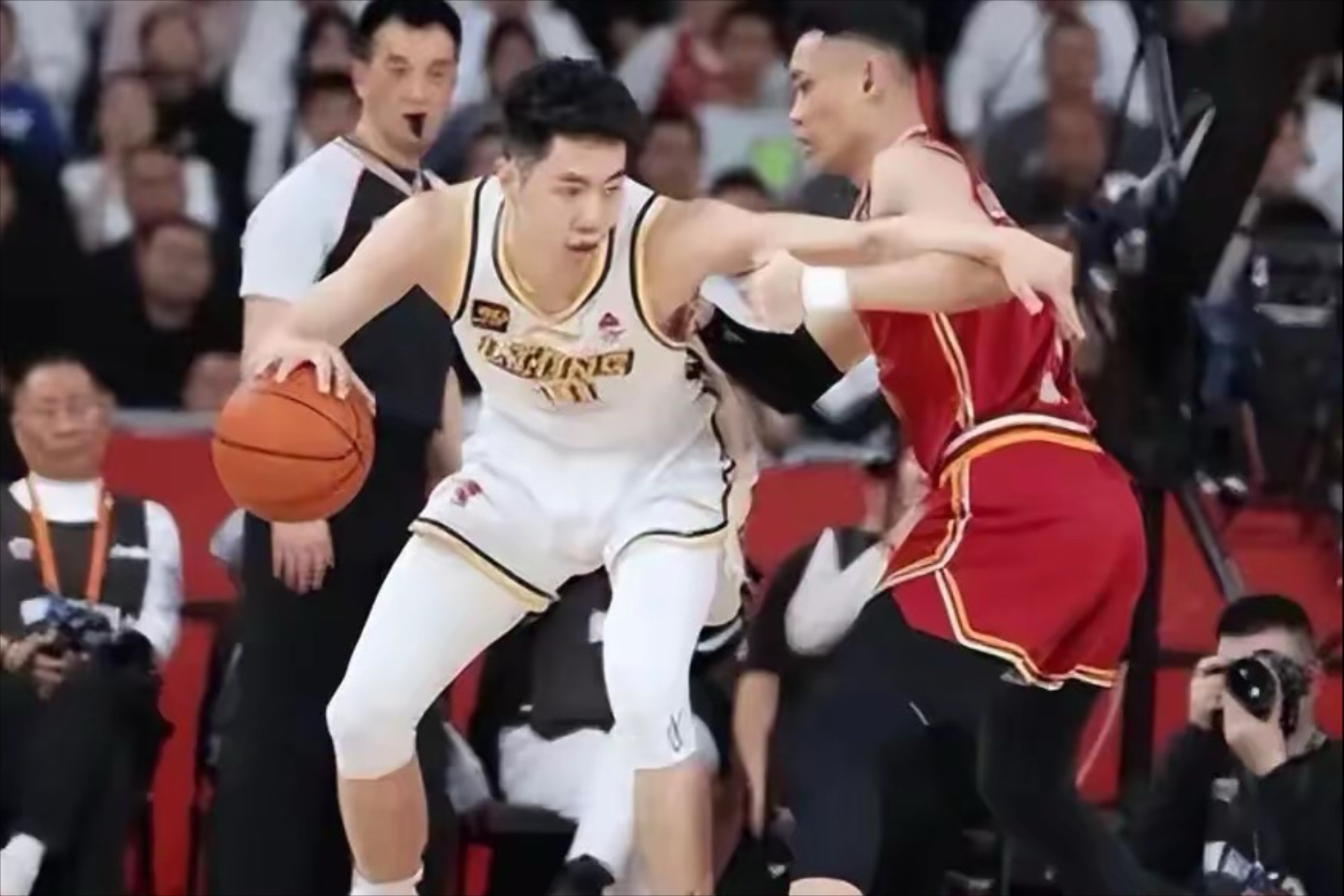 赛前广厦男篮手感冰凉——全明星赛节点到来，压力陡增，训练强度明显提升的简单介绍