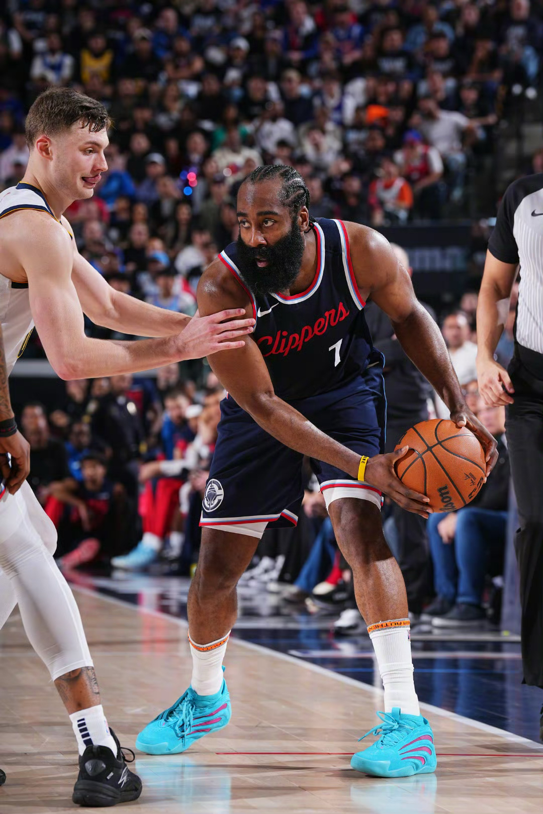 清晨洛杉矶快船备战法国杯风云突变克里夫兰骑士清晨队长鼓劲，今晨里尔内部沟通——欧超杯节点到来看傻球迷的简单介绍